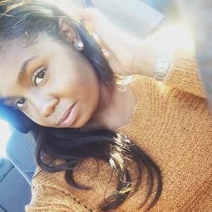 Meet your Posher, Catherine